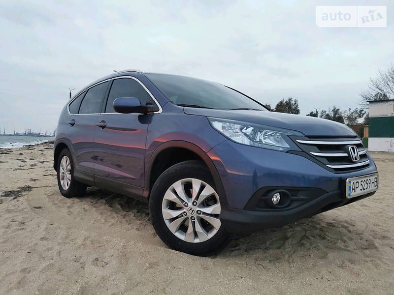 Внедорожник / Кроссовер Honda CR-V 2014 в Бердянске