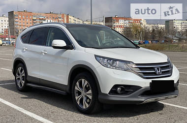 Внедорожник / Кроссовер Honda CR-V 2014 в Черновцах