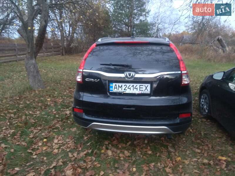Позашляховик / Кросовер Honda CR-V 2016 в Малині