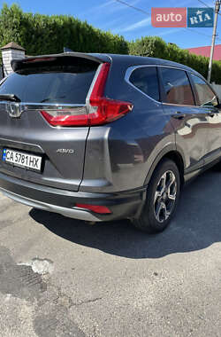 Позашляховик / Кросовер Honda CR-V 2017 в 