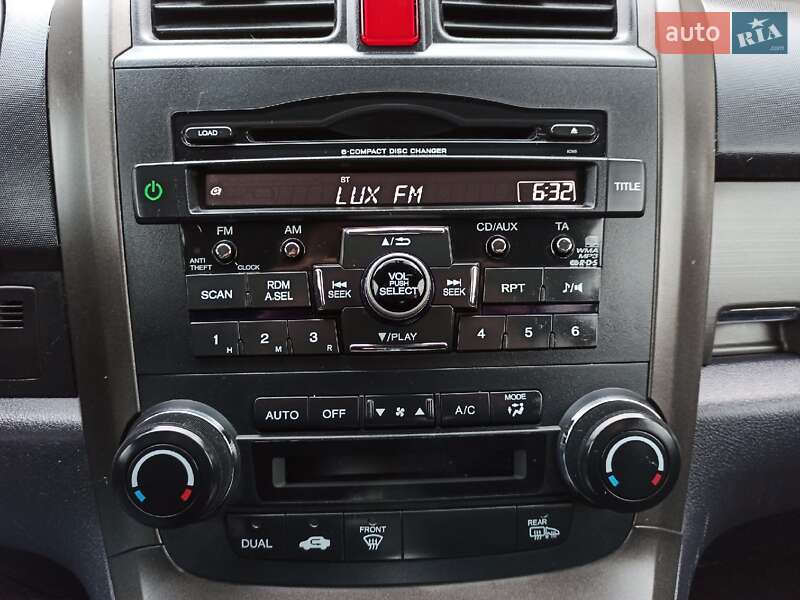 Внедорожник / Кроссовер Honda CR-V 2010 в Киеве