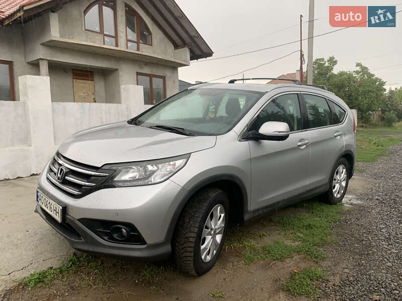 Позашляховик / Кросовер Honda CR-V 2012 в Ужгороді