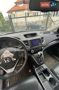 Внедорожник / Кроссовер Honda CR-V 2015 в 