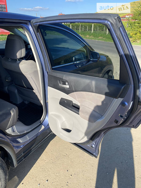 Внедорожник / Кроссовер Honda CR-V 2013 в Харькове