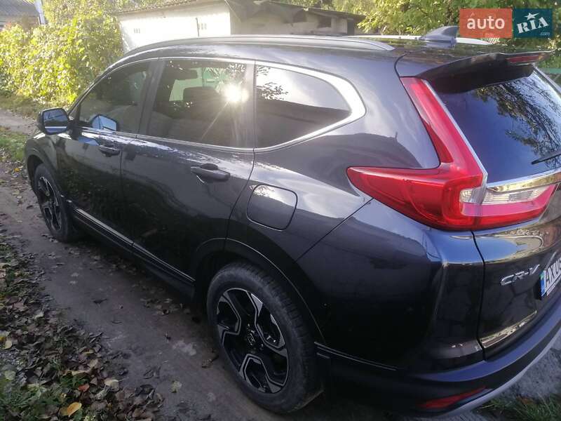 Позашляховик / Кросовер Honda CR-V 2017 в Дніпрі