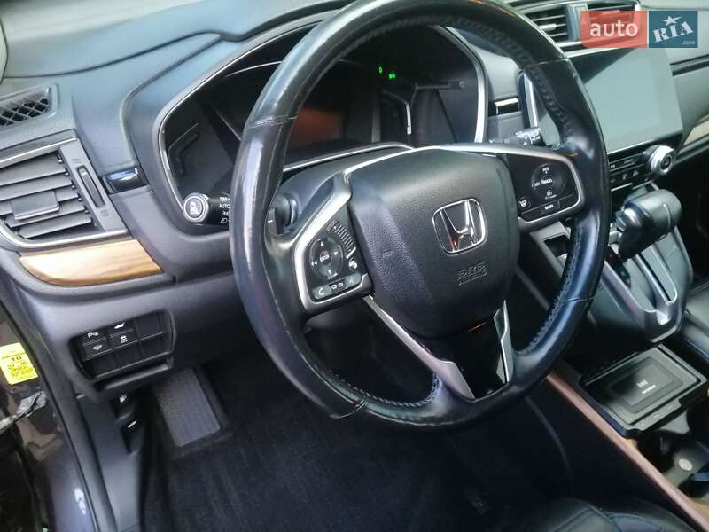 Позашляховик / Кросовер Honda CR-V 2017 в Дніпрі