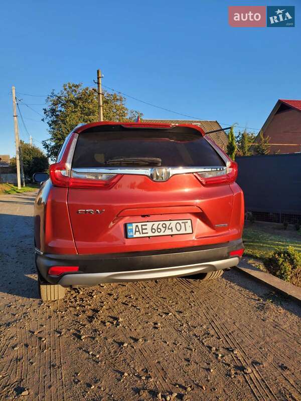 Внедорожник / Кроссовер Honda CR-V 2017 в Днепре