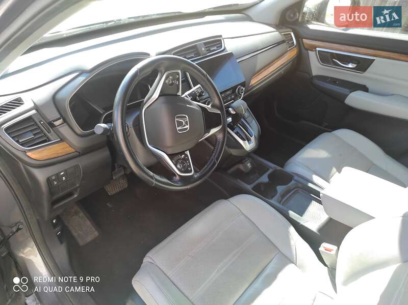 Позашляховик / Кросовер Honda CR-V 2017 в Харкові