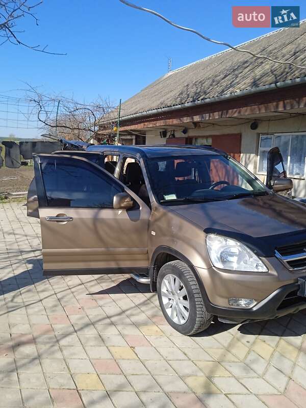 Внедорожник / Кроссовер Honda CR-V 2004 в Лановцах