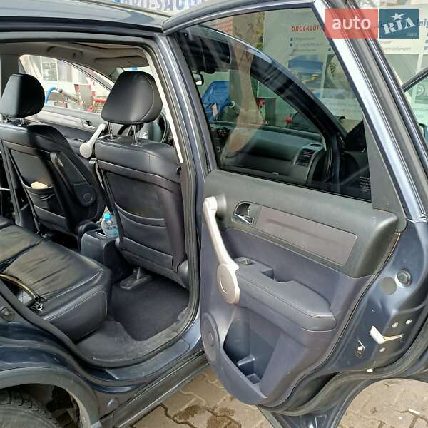 Позашляховик / Кросовер Honda CR-V 2007 в Ужгороді