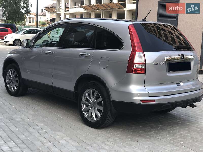 Внедорожник / Кроссовер Honda CR-V 2011 в Броварах