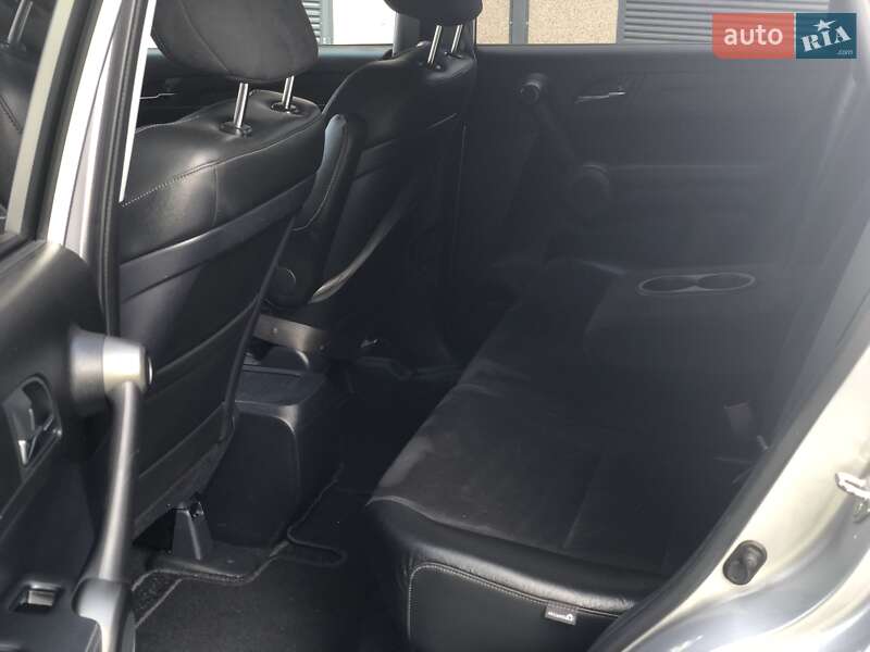 Внедорожник / Кроссовер Honda CR-V 2011 в Броварах