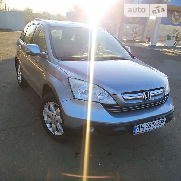 Внедорожник / Кроссовер Honda CR-V 2008 в Краматорске