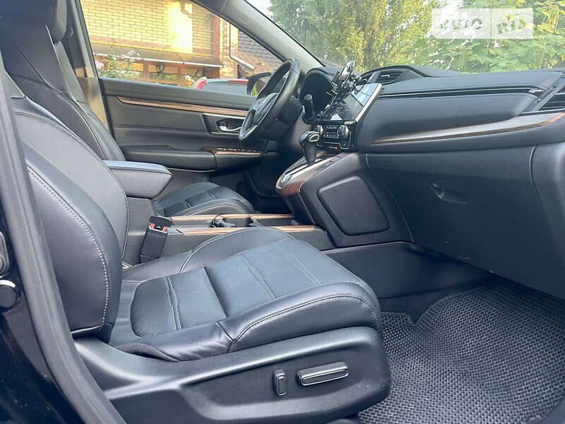 Внедорожник / Кроссовер Honda CR-V 2018 в Виннице