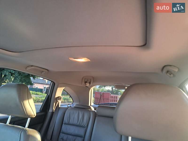 Внедорожник / Кроссовер Honda CR-V 2007 в Полтаве