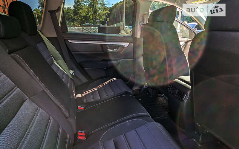 Внедорожник / Кроссовер Honda CR-V 2019 в Черновцах