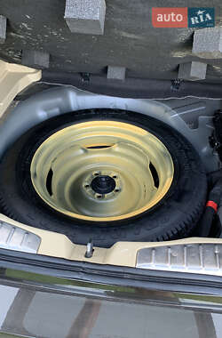 Внедорожник / Кроссовер Honda CR-V 2010 в 