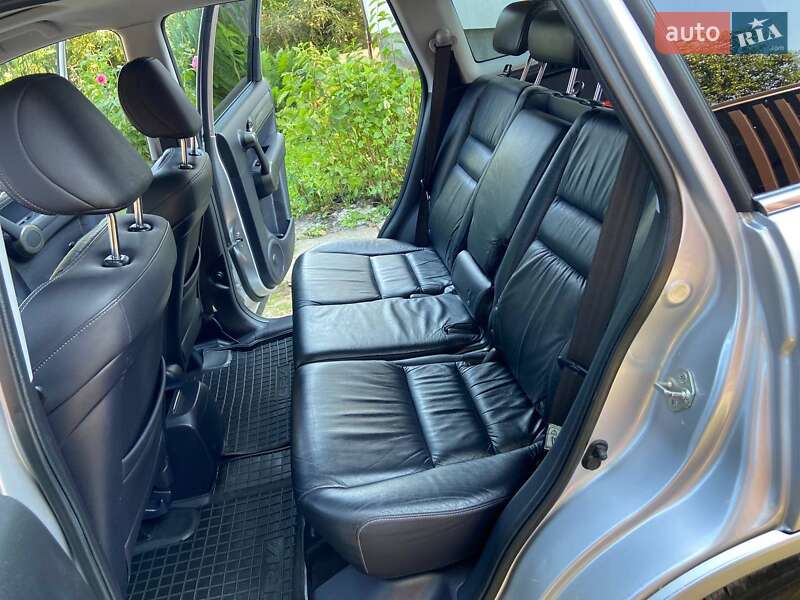 Внедорожник / Кроссовер Honda CR-V 2011 в Львове