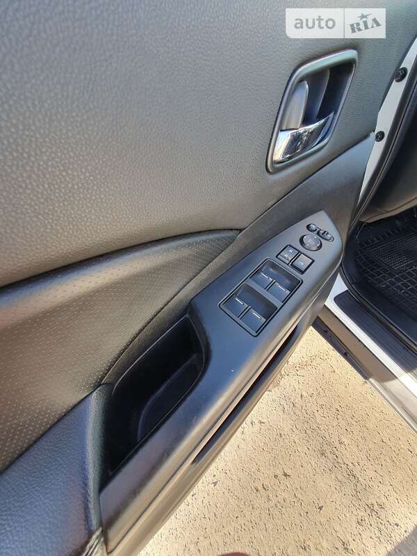 Внедорожник / Кроссовер Honda CR-V 2013 в Дрогобыче