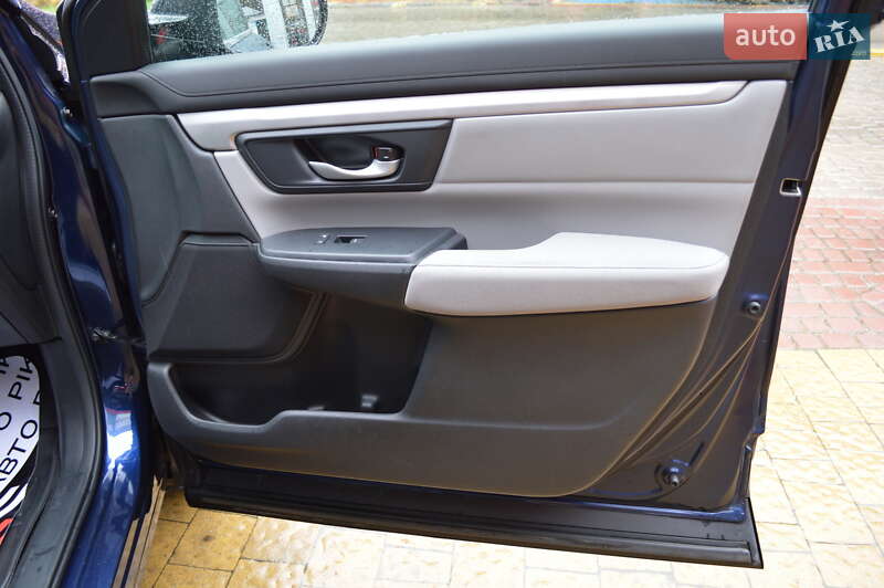 Внедорожник / Кроссовер Honda CR-V 2019 в Львове