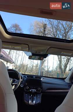 Внедорожник / Кроссовер Honda CR-V 2019 в 