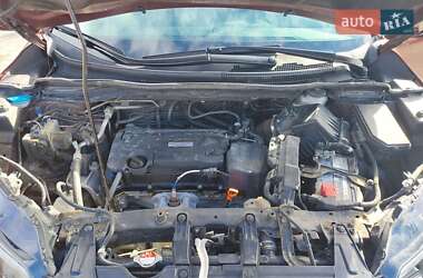 Внедорожник / Кроссовер Honda CR-V 2016 в Надворной