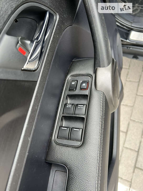 Внедорожник / Кроссовер Honda CR-V 2010 в Виннице
