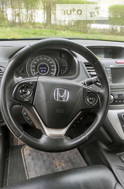 Внедорожник / Кроссовер Honda CR-V 2013 в Черновцах