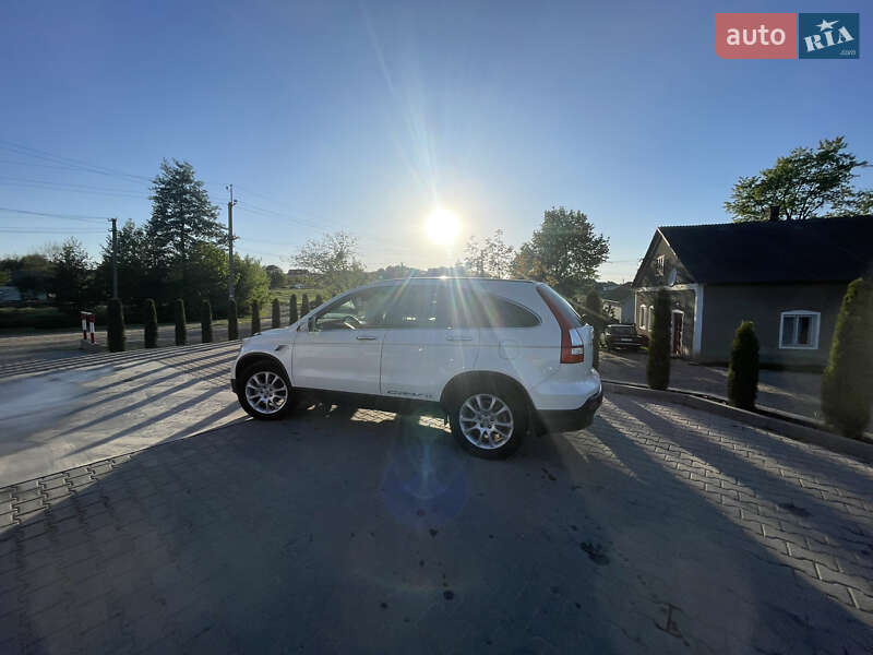 Позашляховик / Кросовер Honda CR-V 2008 в Чернівцях