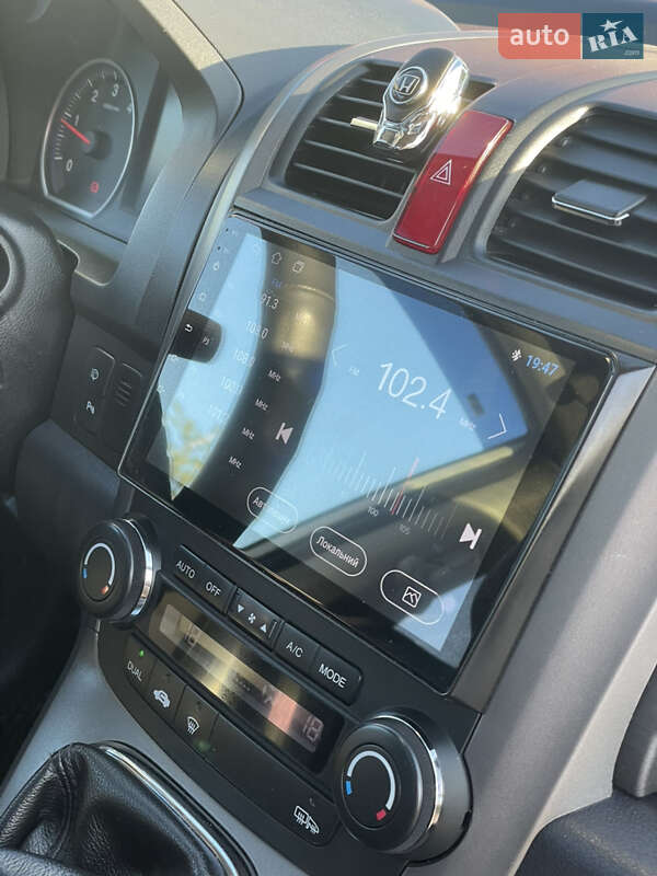 Позашляховик / Кросовер Honda CR-V 2008 в Чернівцях