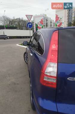 Внедорожник / Кроссовер Honda CR-V 2011 в 