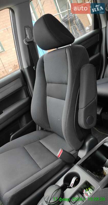 Внедорожник / Кроссовер Honda CR-V 2008 в Черкассах