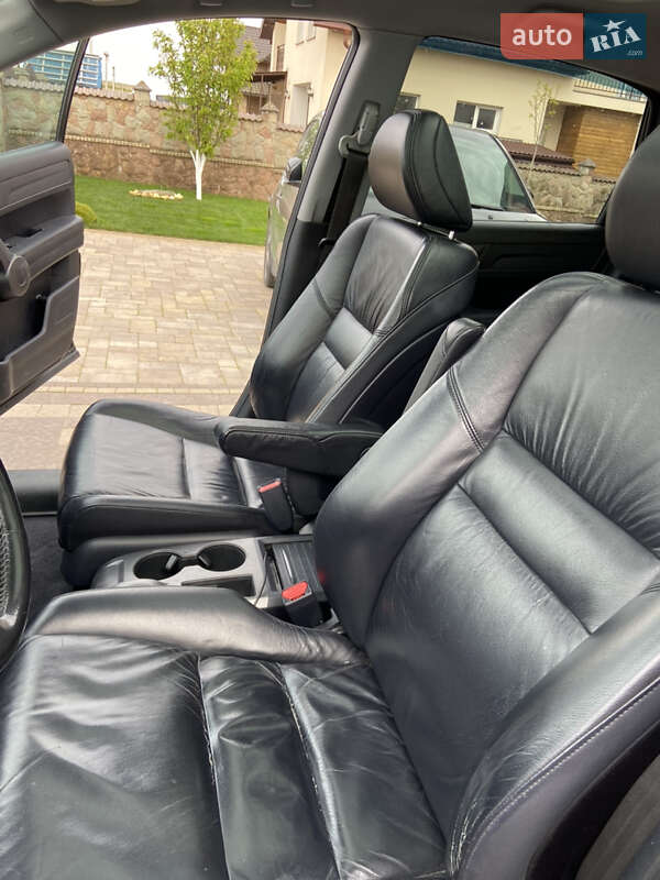 Внедорожник / Кроссовер Honda CR-V 2009 в Тернополе
