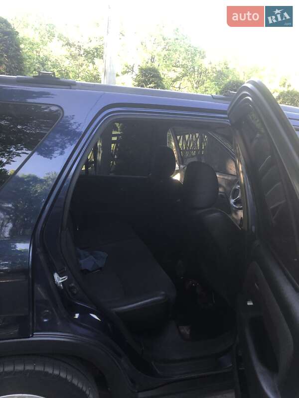 Позашляховик / Кросовер Honda CR-V 2004 в Трускавці