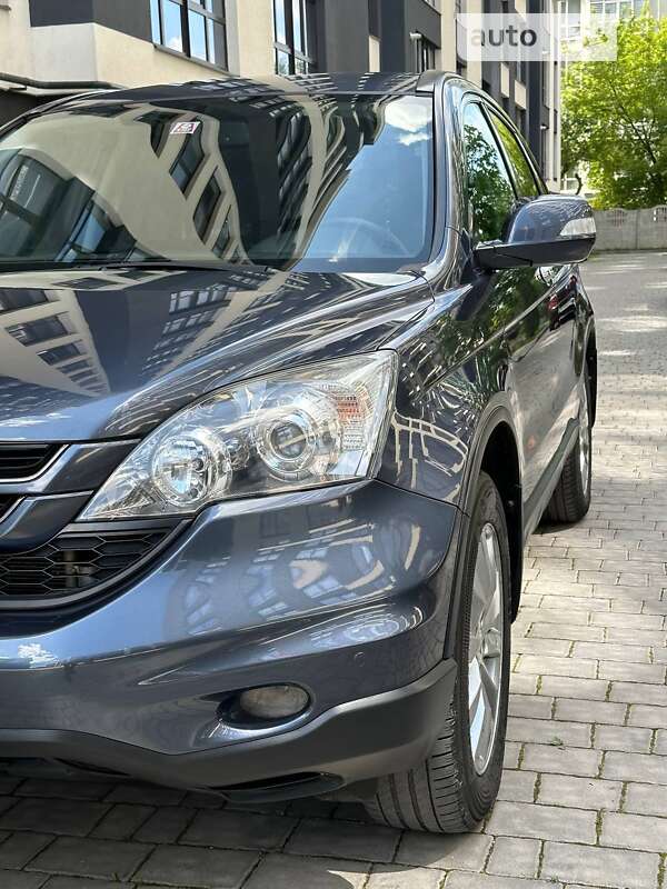 Внедорожник / Кроссовер Honda CR-V 2011 в Ивано-Франковске