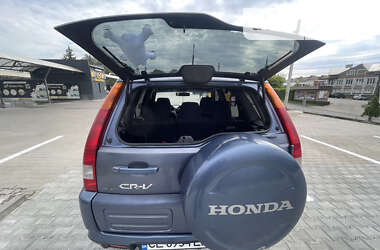 Позашляховик / Кросовер Honda CR-V 2003 в Чернівцях