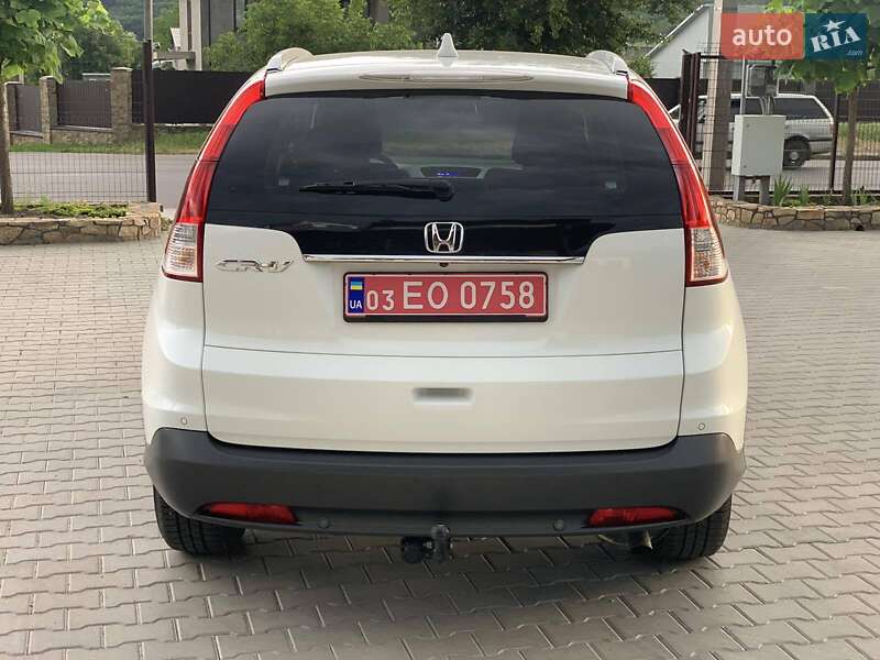 Внедорожник / Кроссовер Honda CR-V 2014 в Могилев-Подольске