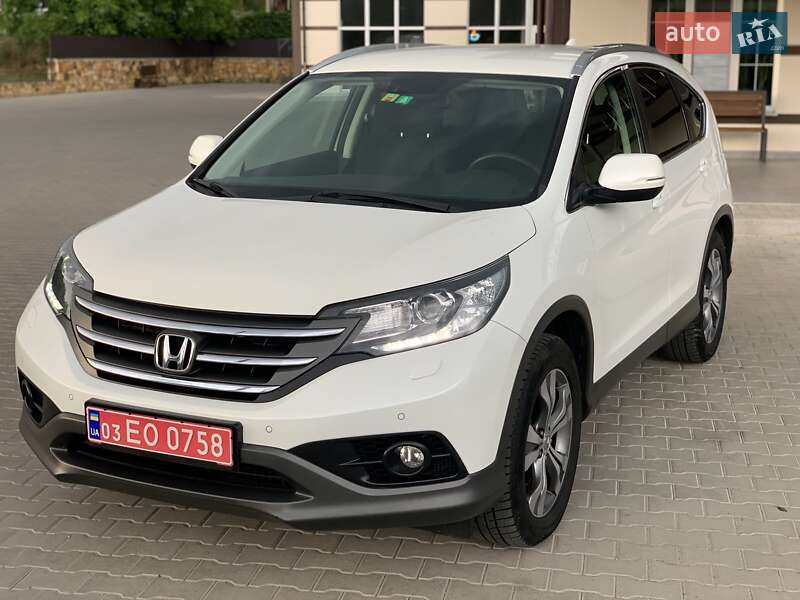 Внедорожник / Кроссовер Honda CR-V 2014 в Могилев-Подольске