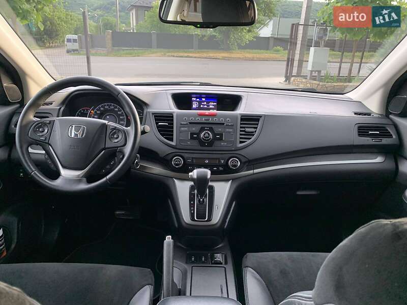 Внедорожник / Кроссовер Honda CR-V 2014 в Могилев-Подольске