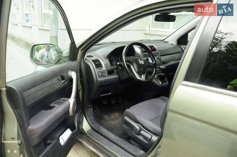 Внедорожник / Кроссовер Honda CR-V 2007 в Чернигове