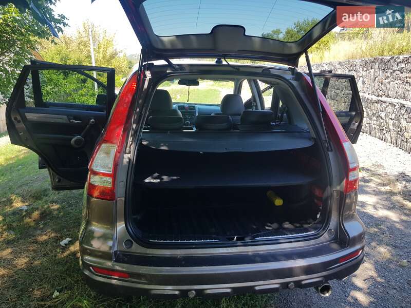 Внедорожник / Кроссовер Honda CR-V 2011 в Кременчуге