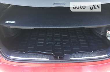 Внедорожник / Кроссовер Honda CR-V 2011 в 