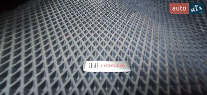 Внедорожник / Кроссовер Honda CR-V 2008 в Ровно