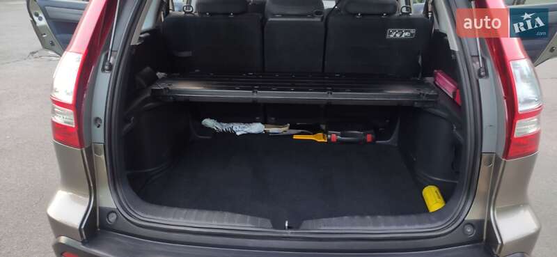 Внедорожник / Кроссовер Honda CR-V 2008 в Ровно