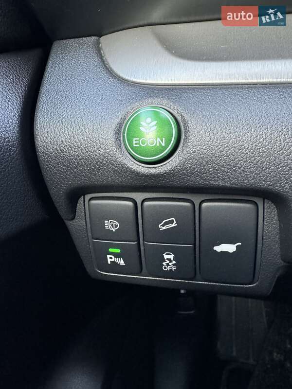 Внедорожник / Кроссовер Honda CR-V 2012 в Черновцах