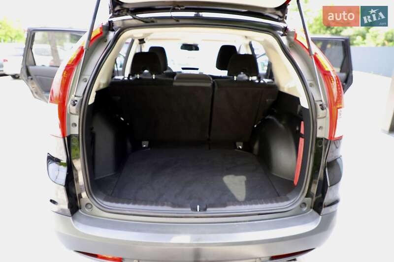 Внедорожник / Кроссовер Honda CR-V 2014 в Дрогобыче