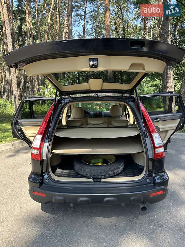 Внедорожник / Кроссовер Honda CR-V 2008 в Киеве