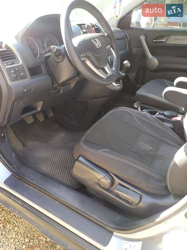 Внедорожник / Кроссовер Honda CR-V 2008 в Одессе