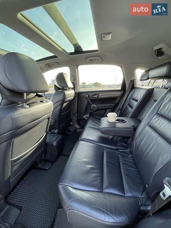 Внедорожник / Кроссовер Honda CR-V 2011 в Киеве