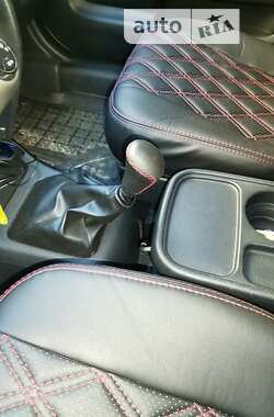 Внедорожник / Кроссовер Honda CR-V 2005 в 